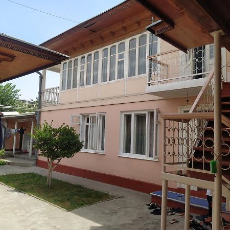 Гостевой Дом Конок Osh Exterior photo